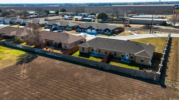 $218,000 | 118 Navarro Crossing, Unit 1B, Seguin, TX 78155