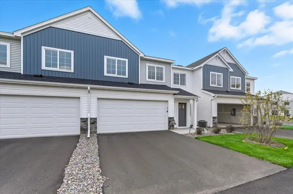 $289,900 | 25555 3rd Street West, Zimmerman, MN 55398