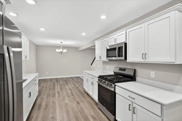 $289,900 | 25555 3rd Street West, Zimmerman, MN 55398