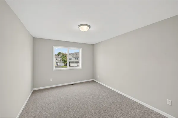 $289,900 | 25555 3rd Street West, Zimmerman, MN 55398