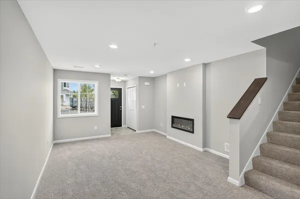 $289,900 | 25555 3rd Street West, Zimmerman, MN 55398