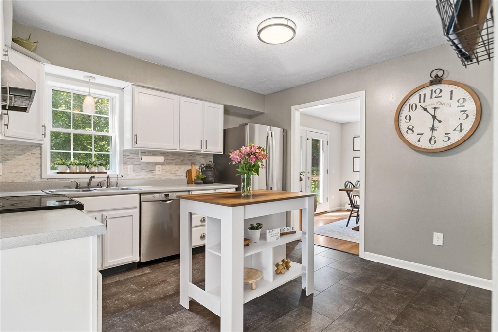 45 Powers Mill Road Phillipston, MA 01331 - Photo 12 of 36