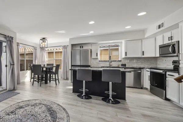 $650,000 | 3324 East Brookwood Court, Phoenix, AZ 85048