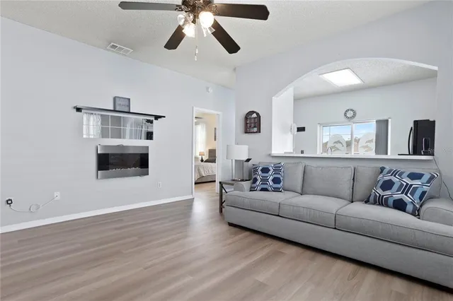 $425,000 | 2057 Swift Road, Oviedo, FL 32766