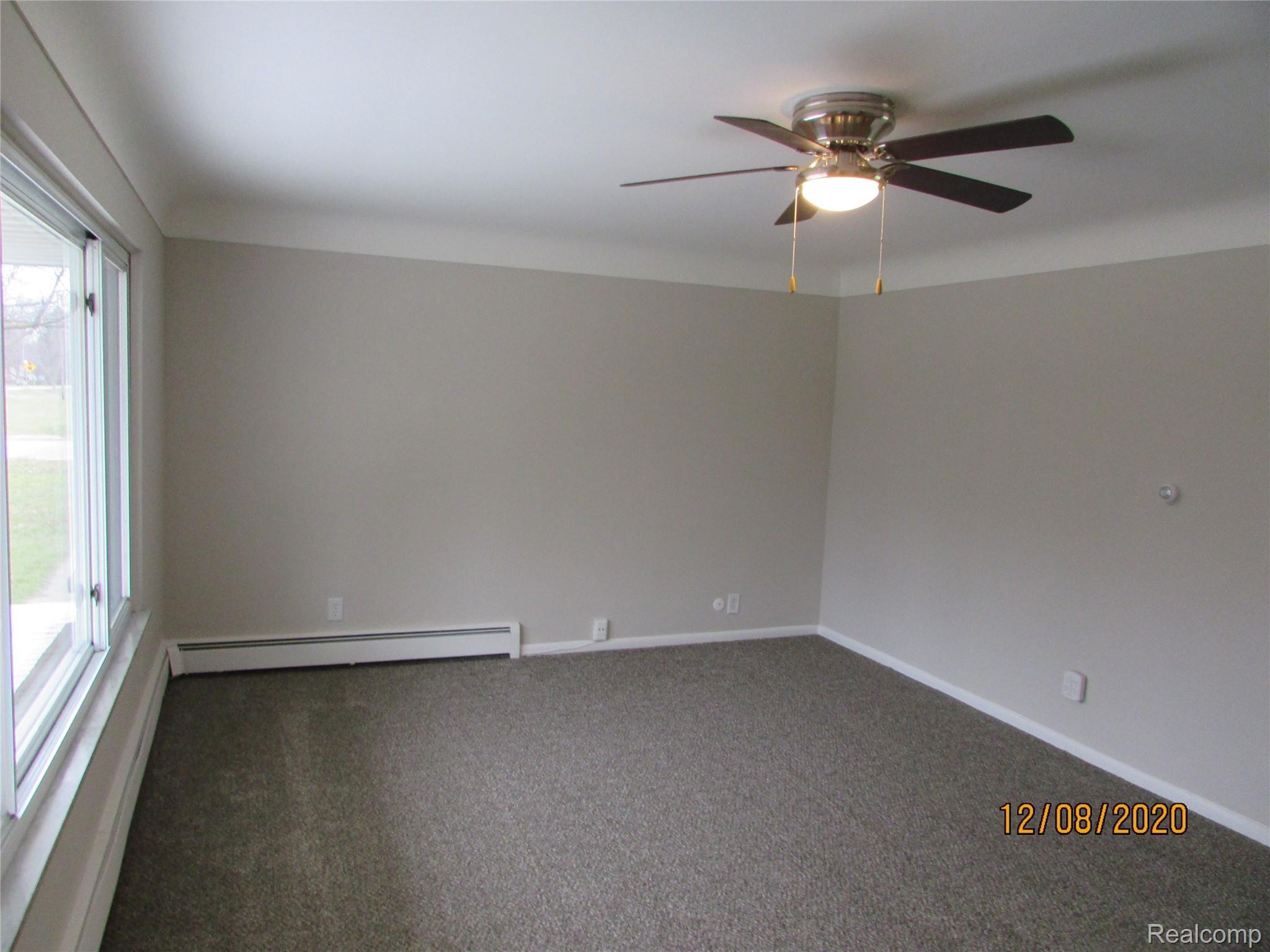 2101 Howe Road Burton, MI 48519 - Photo 13 of 38 2101 Howe rd interior 2020-03-16 004.JPG
