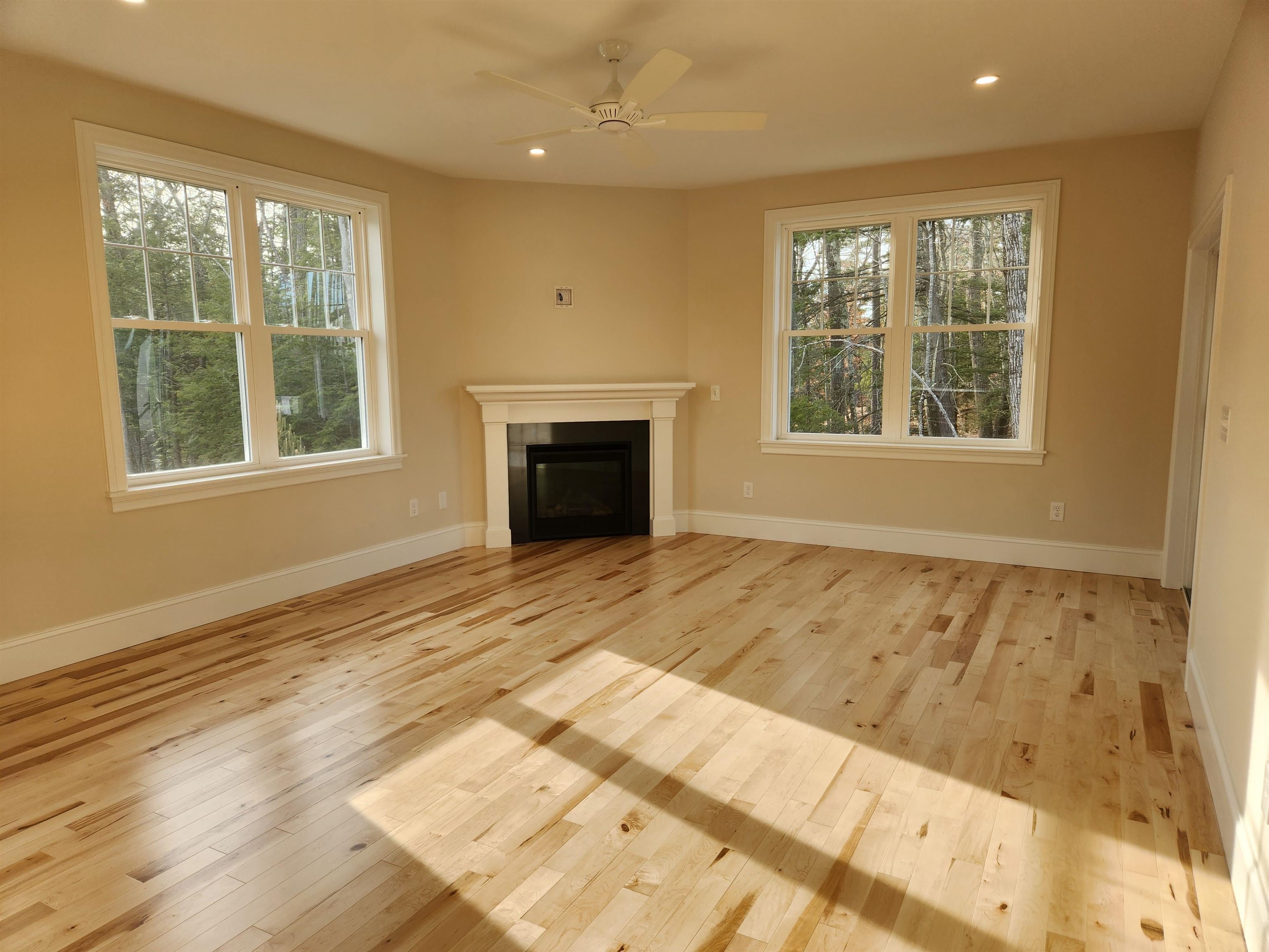 46 Cliffside Drive, Unit 42 Auburn, NH 03032 - Photo 8 of 37