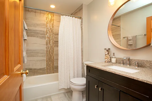 $515,000 | 5927 South Natchez Avenue, Chicago, IL 60638