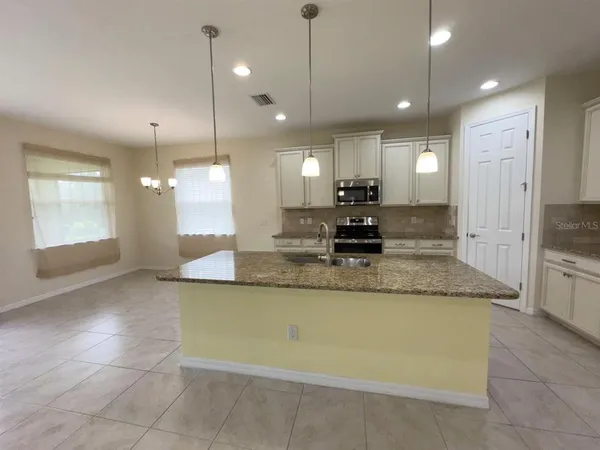 $3,000 | 11487 Blackfin Street, Venice, FL 34292