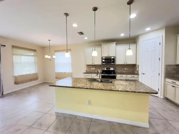$3,000 | 11487 Blackfin Street, Venice, FL 34292