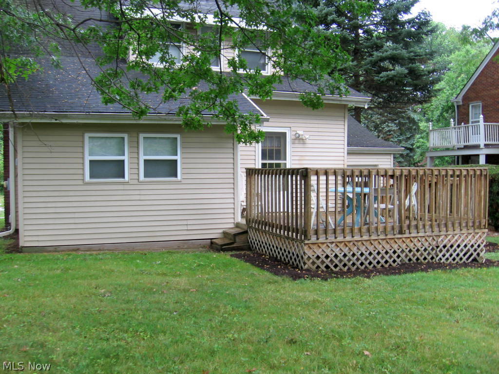 1609 Crest Road Cleveland Heights, OH 44121 - Photo 2 of 16