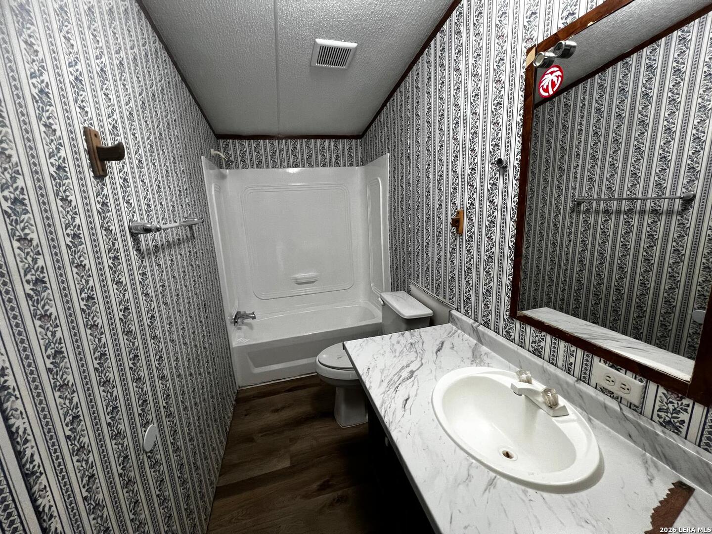 78 D Street Converse, TX 78109 - Photo 3 of 15