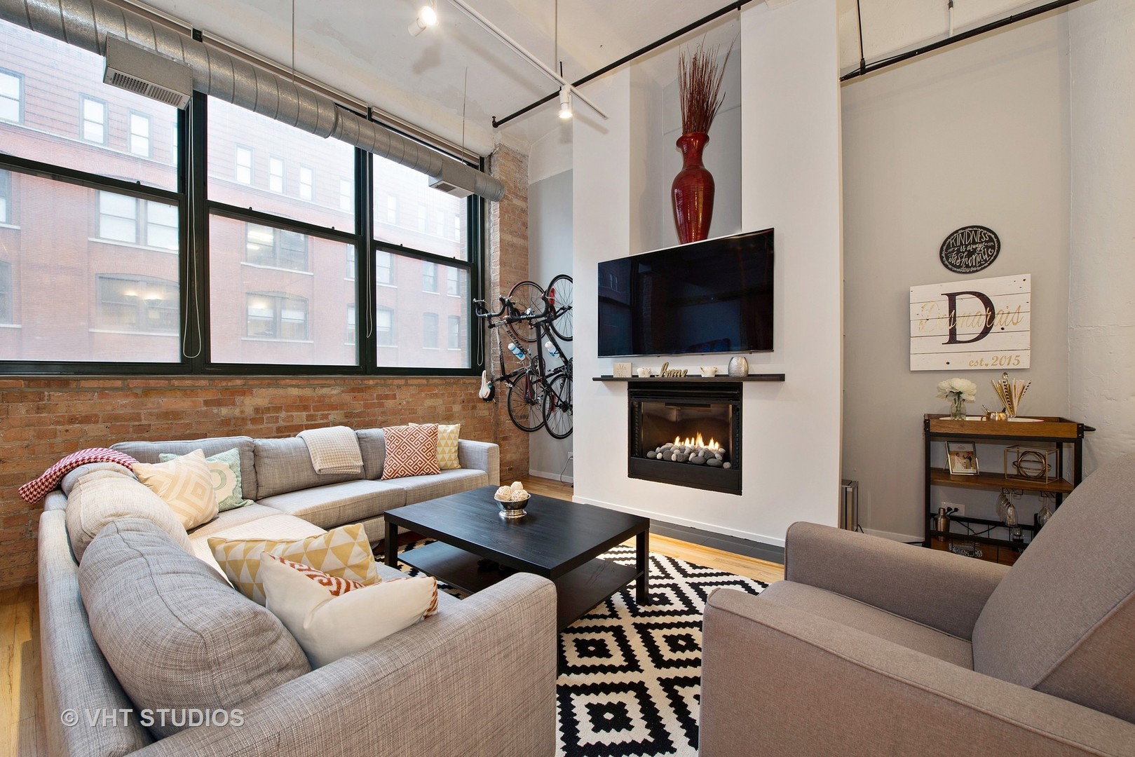 1000 West Washington Boulevard, Unit 312 Chicago, IL 60607 - Photo 3 of 10