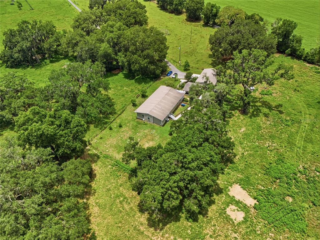 9468 Janmar Road Dade City, FL 33525 - Photo 11 of 47