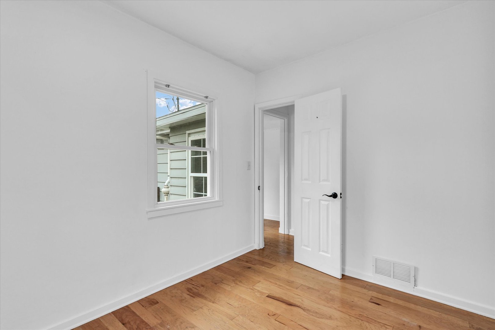 1401 West Green Street Champaign, IL 61821 - Photo 18 of 28 Gallery Image 18