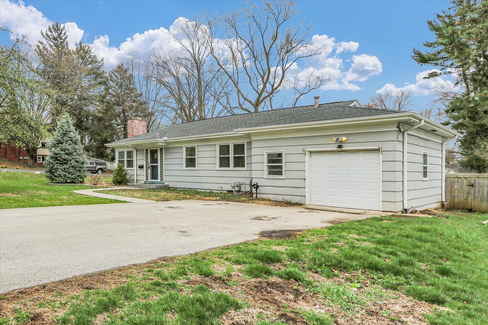 1401 West Green Street Champaign, IL 61821 - Photo 3 of 28 Gallery Image 3