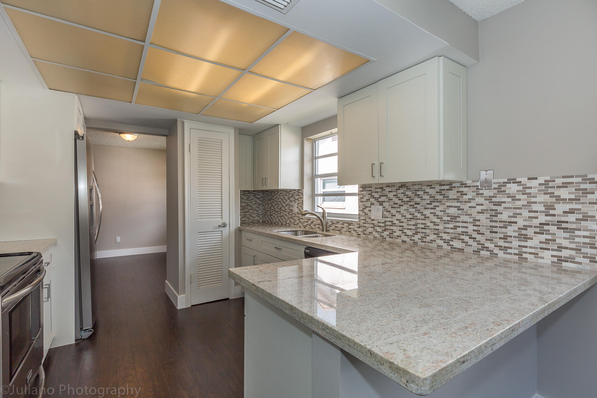 22748 Southwest 66th Avenue Boca Raton, FL 33428 - Photo 5 of 23 new kitchen2