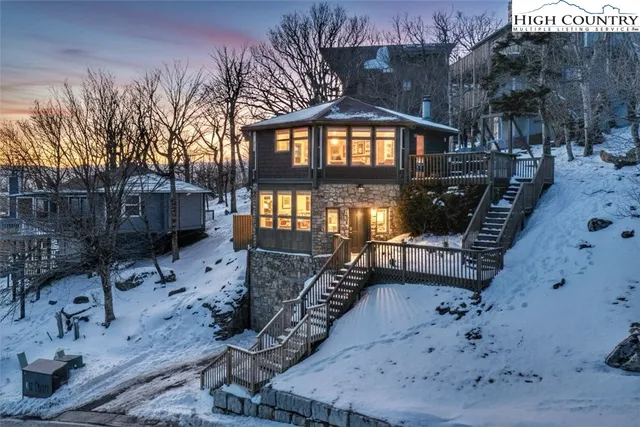 $685,000 | 109 Skiloft Road, Beech Mountain, NC 28604