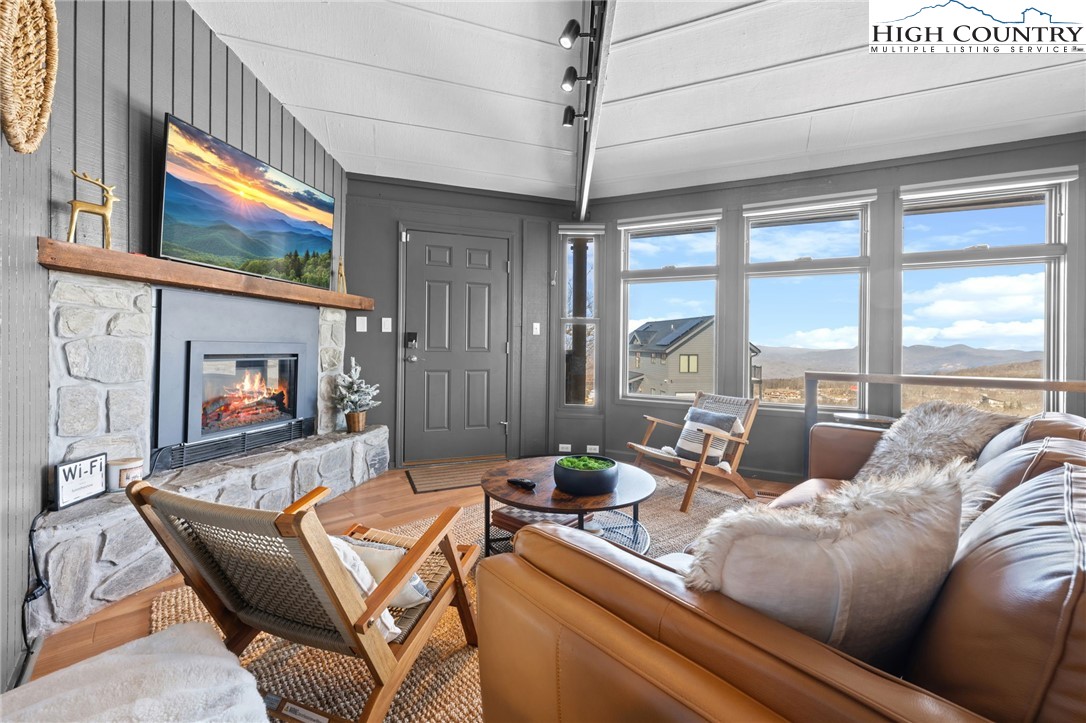 109 Skiloft Road Beech Mountain, NC 28604 - Photo 10 of 30