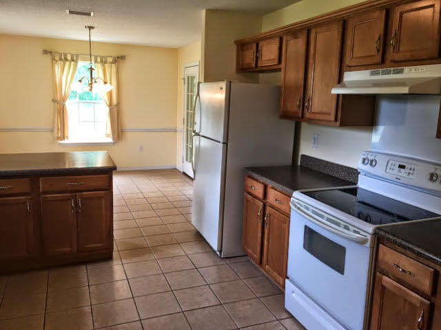 16602 Sugar Loop Foley, AL 36535 - Photo 5 of 24