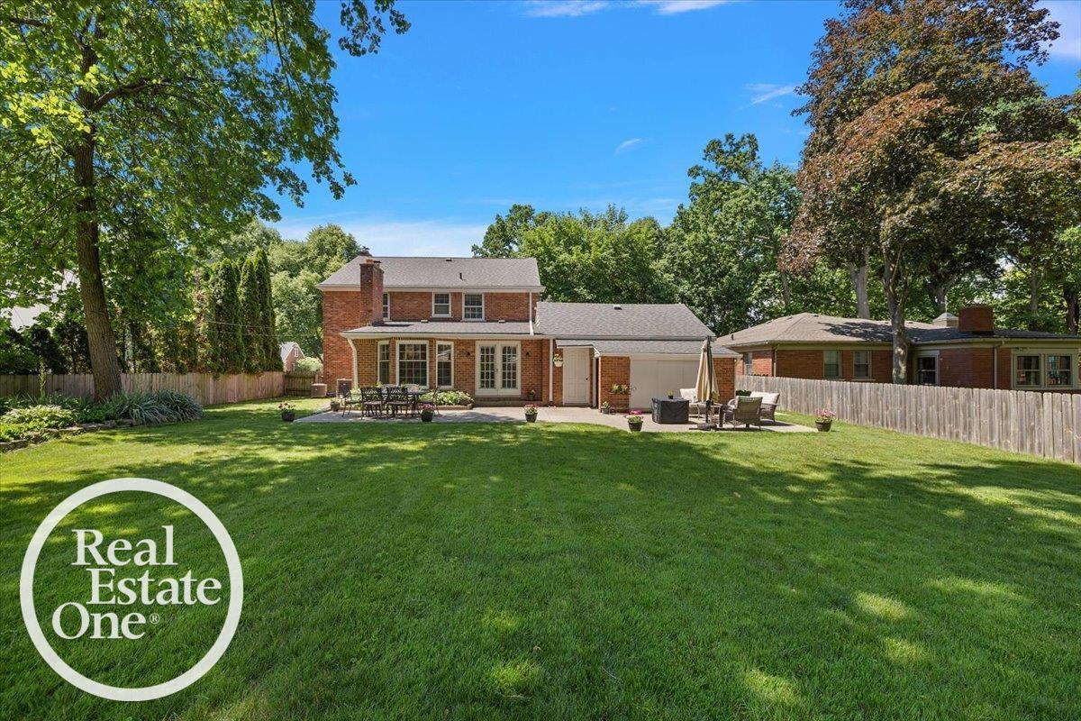 324 Cloverly Road Grosse Pointe Farms, MI 48236 - Photo 43 of 46