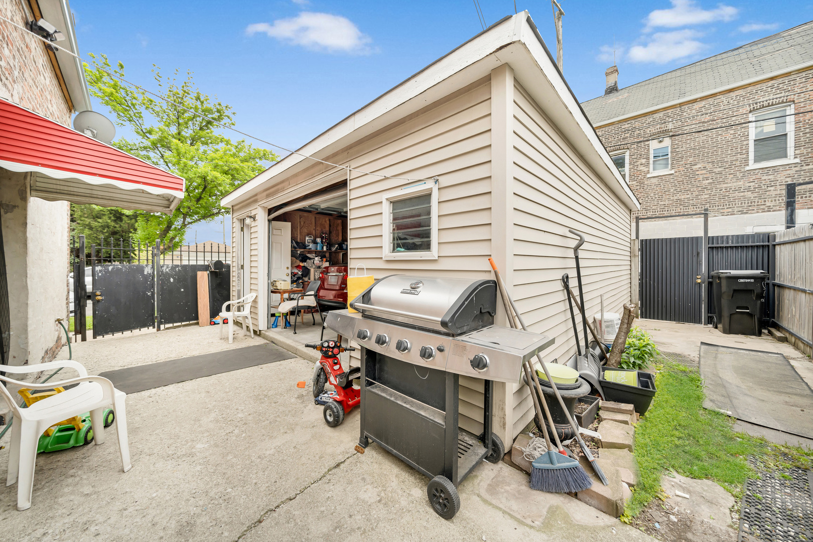 3158 South Harding Avenue Chicago, IL 60623 - Photo 25 of 28
