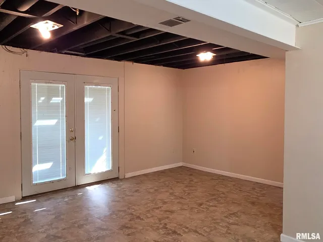 $159,900 | 619 Meadow Lark Drive, Quincy, IL 62305