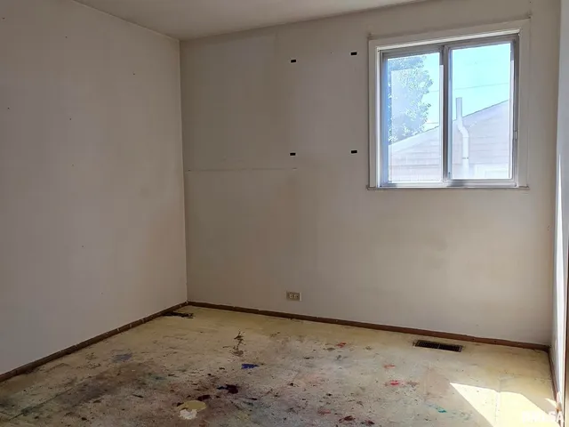 $159,900 | 619 Meadow Lark Drive, Quincy, IL 62305