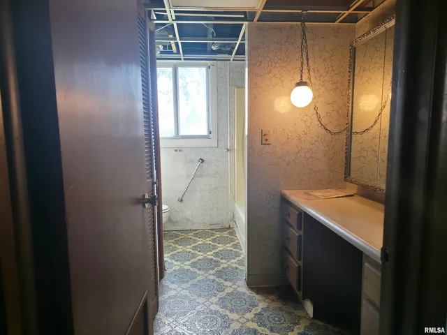 $159,900 | 619 Meadow Lark Drive, Quincy, IL 62305