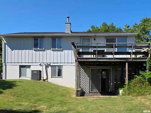 $159,900 | 619 Meadow Lark Drive, Quincy, IL 62305