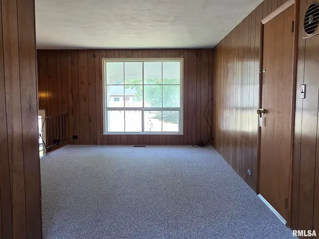 $159,900 | 619 Meadow Lark Drive, Quincy, IL 62305