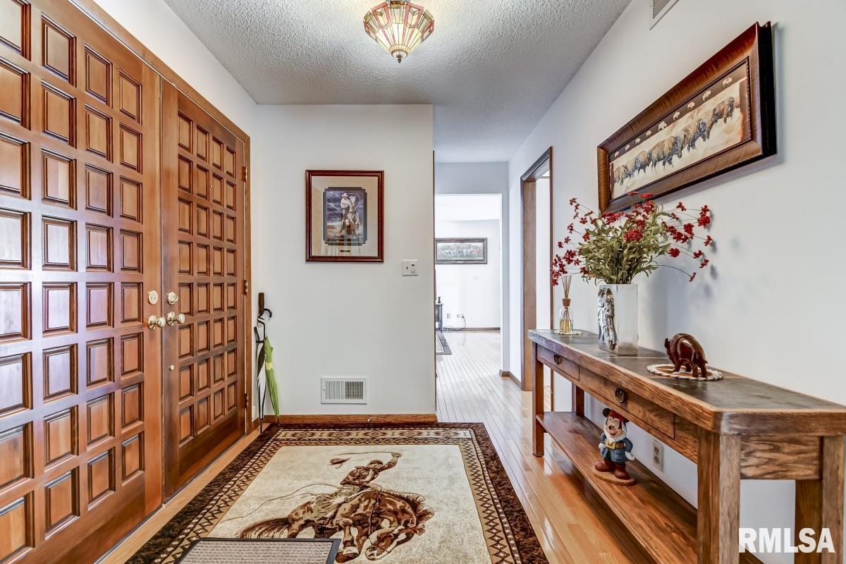 401 Brandywine Road Springfield, IL 62704 - Photo 8 of 40 Gallery Image 8