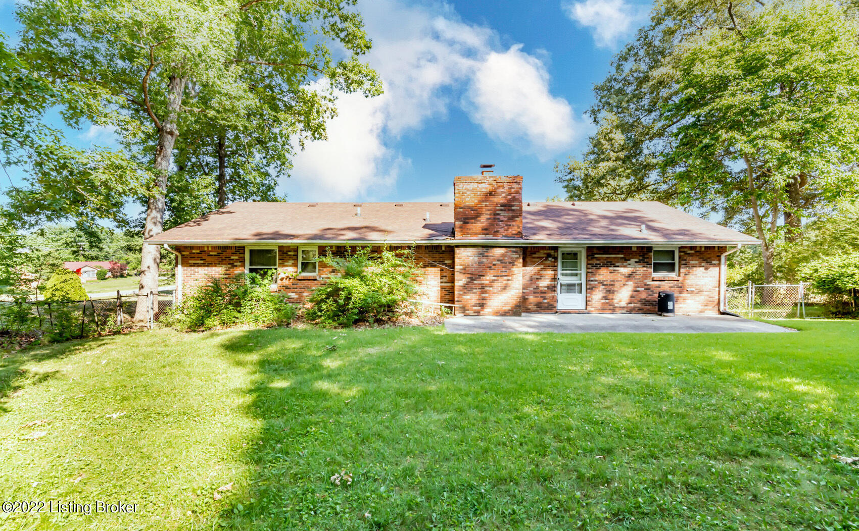 112 Johns Road East Radcliff, KY 40160 - Photo 30 of 33 112 Johns Rd E (47)