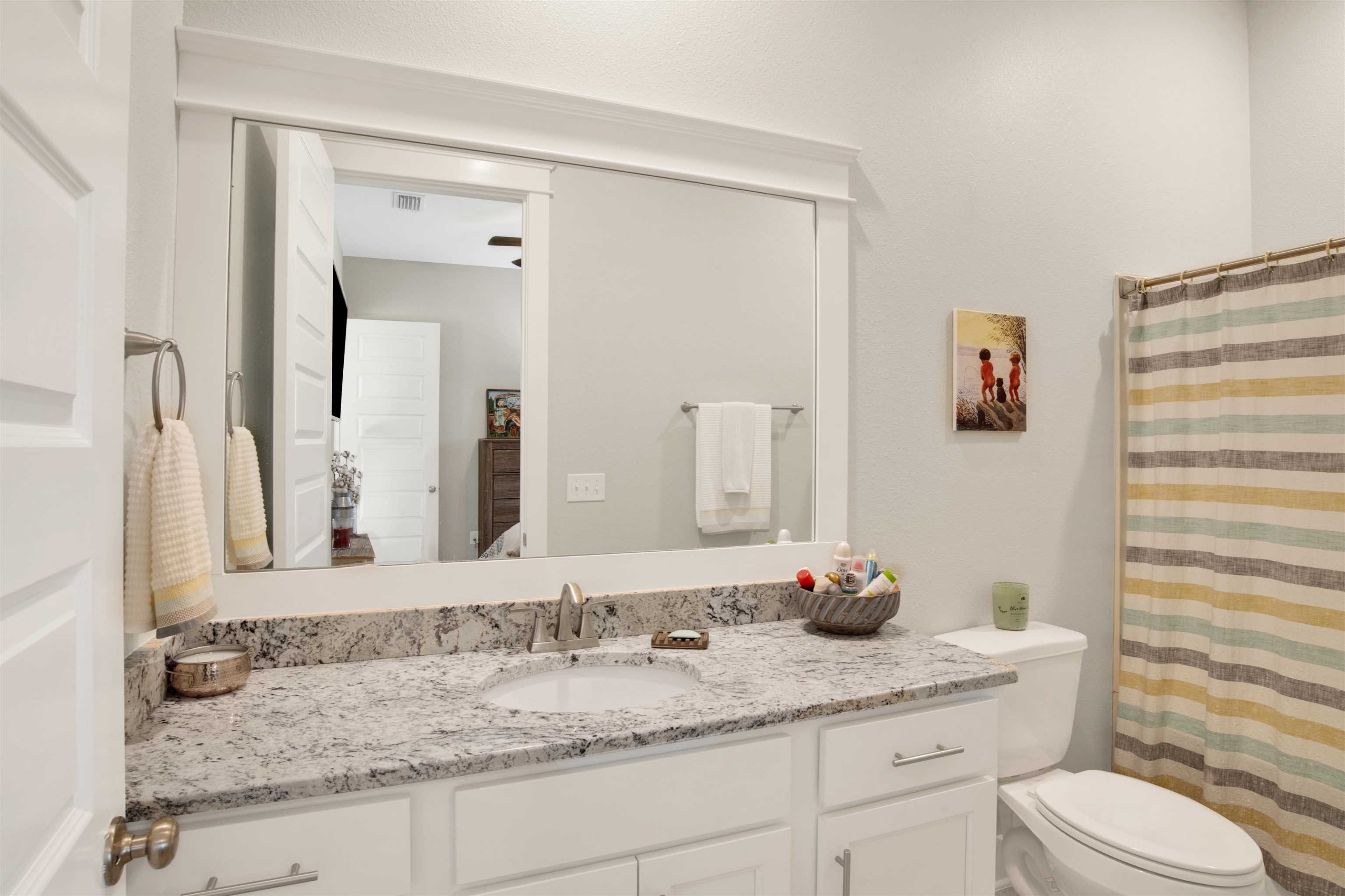 348 Nandina Loop Fairhope, AL 36532 - Photo 22 of 34 Bathroom 2