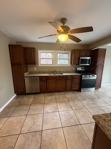 $2,500 | 10S328 Jamie Lane, Willowbrook, IL 60527