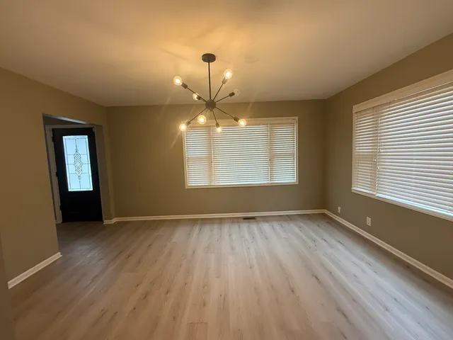 $2,500 | 10S328 Jamie Lane, Willowbrook, IL 60527