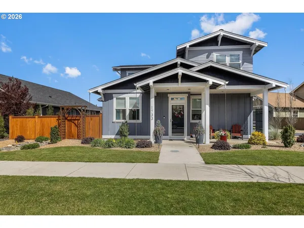 $674,900 | 1733 Northwest Hemlock Avenue, Redmond, OR 97756