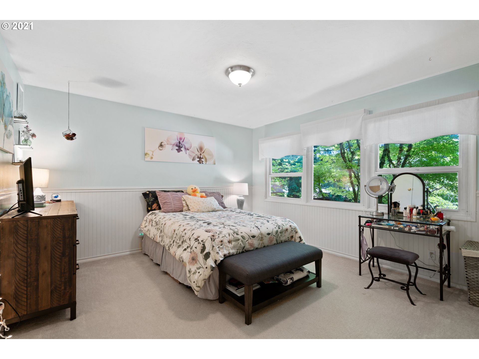 6656 Southwest Peyton Road Portland, OR 97223 - Photo 14 of 25 Gallery Image 14
