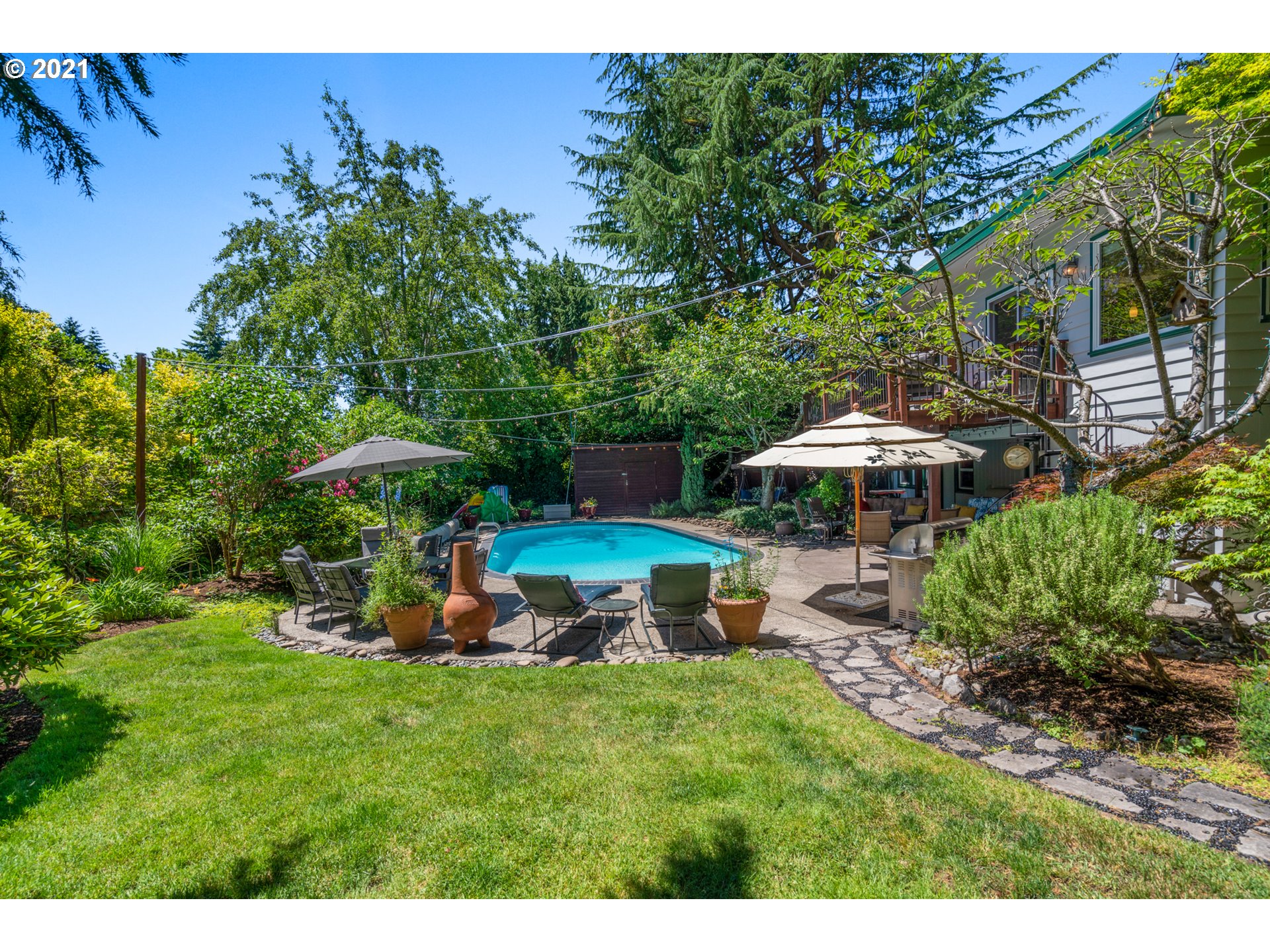 6656 Southwest Peyton Road Portland, OR 97223 - Photo 20 of 25 Gallery Image 20