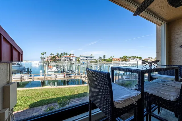 $800,000 | 1060 Pinellas Bayway South, Unit 106, St. Petersburg, FL 33715