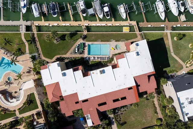 $800,000 | 1060 Pinellas Bayway South, Unit 106, St. Petersburg, FL 33715