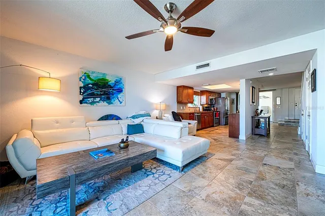 $800,000 | 1060 Pinellas Bayway South, Unit 106, St. Petersburg, FL 33715