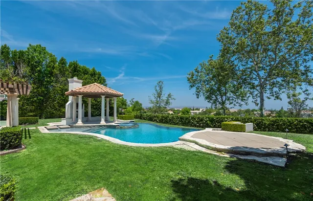$4,995,000 | 25471 Prado De Oro, Calabasas, CA 91302