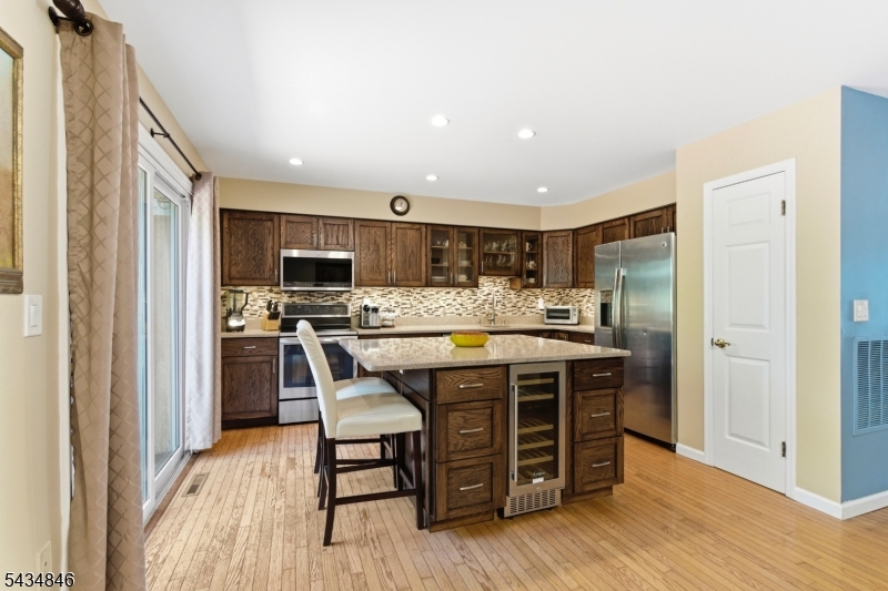 114 Wagon Wheel Road Sparta, NJ 07871 - Photo 13 of 50