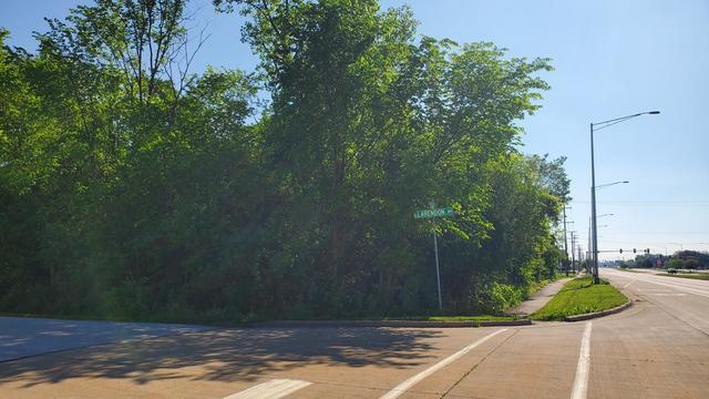 19-w068 North Avenue Lombard, IL 60148 - Photo 3 of 7 a view of a street