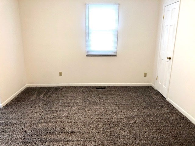 1834 Rural Avenue Huntington, WV 25701 - Photo 12 of 24 Gallery Image 12