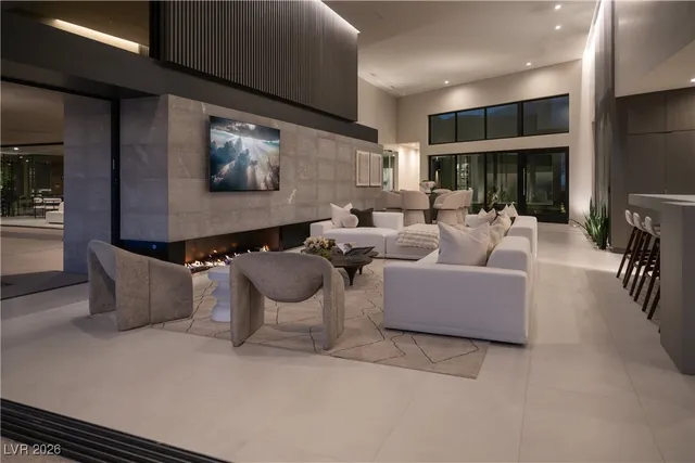 $9,300,000 | 8 Chisel Crest Court, Henderson, NV 89012