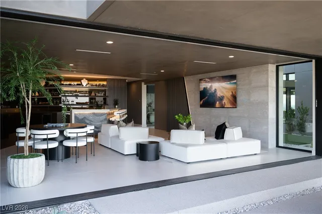 $9,300,000 | 8 Chisel Crest Court, Henderson, NV 89012