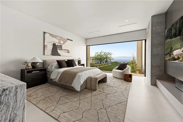 $9,300,000 | 8 Chisel Crest Court, Henderson, NV 89012