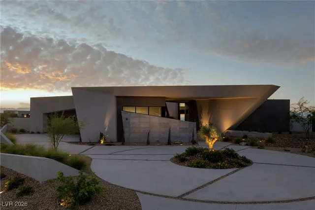 $9,300,000 | 8 Chisel Crest Court, Henderson, NV 89012