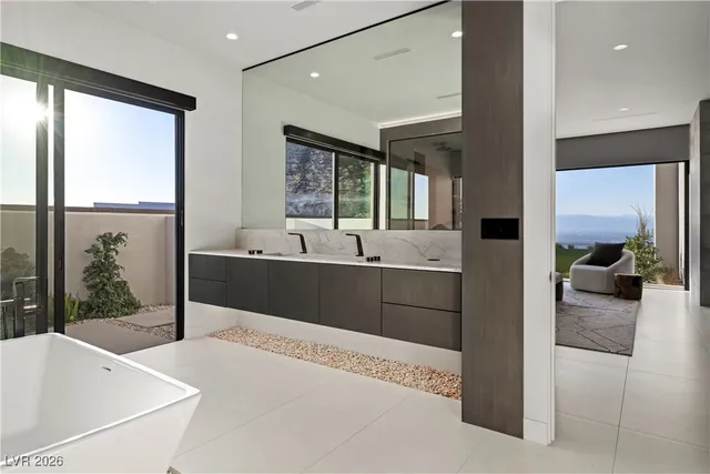 $9,300,000 | 8 Chisel Crest Court, Henderson, NV 89012